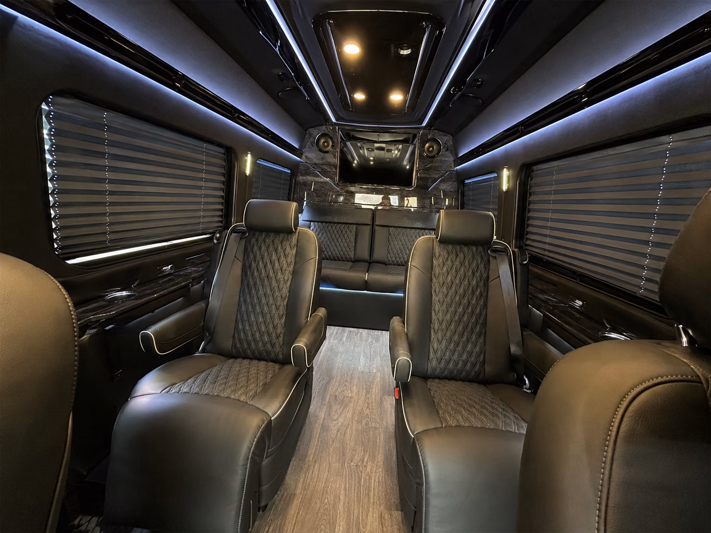 arrange transportation for your next airport transfer 3