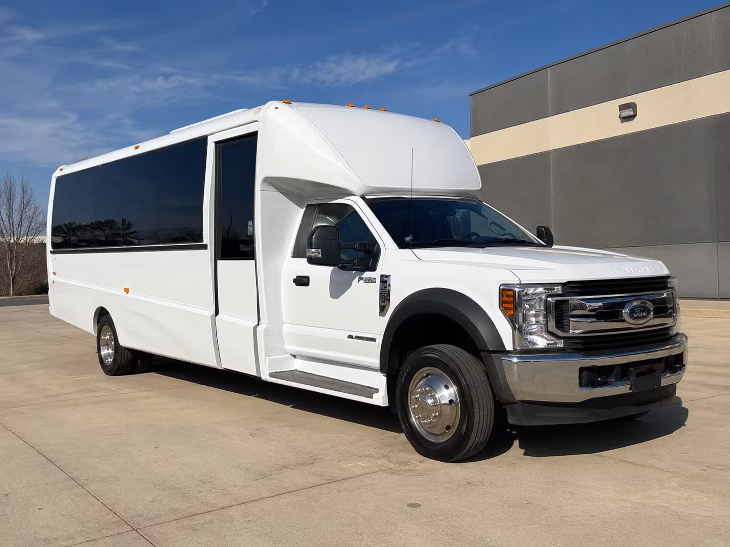arrange transportation for your next corporate event 4