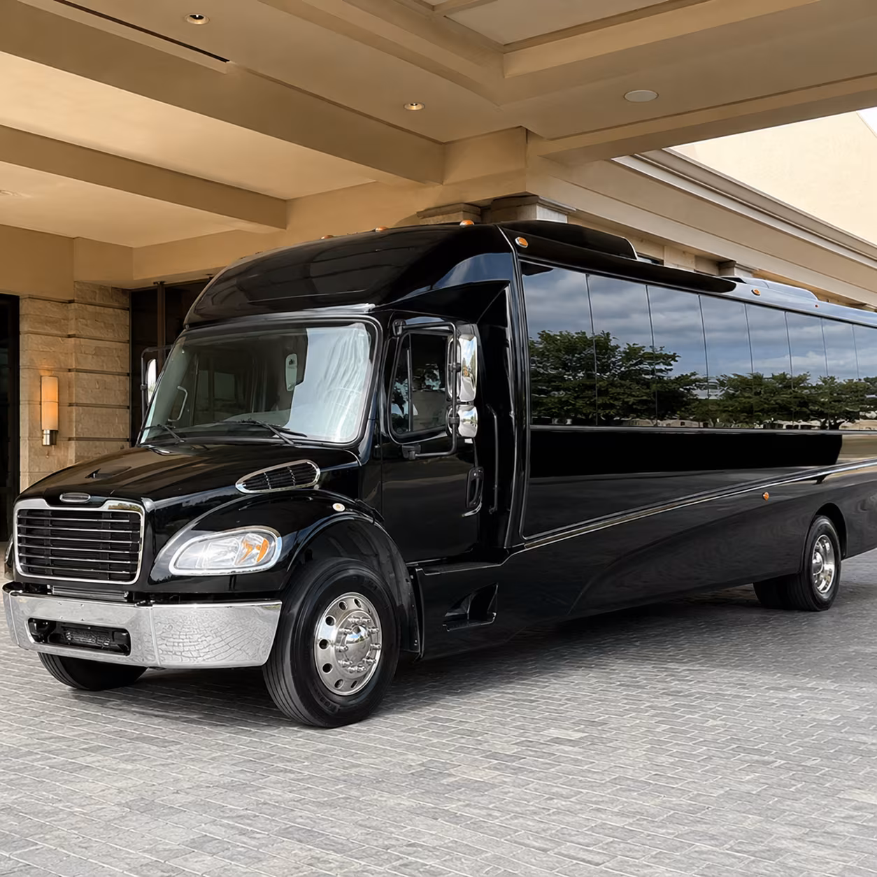 las cruces 35 passenger minibus