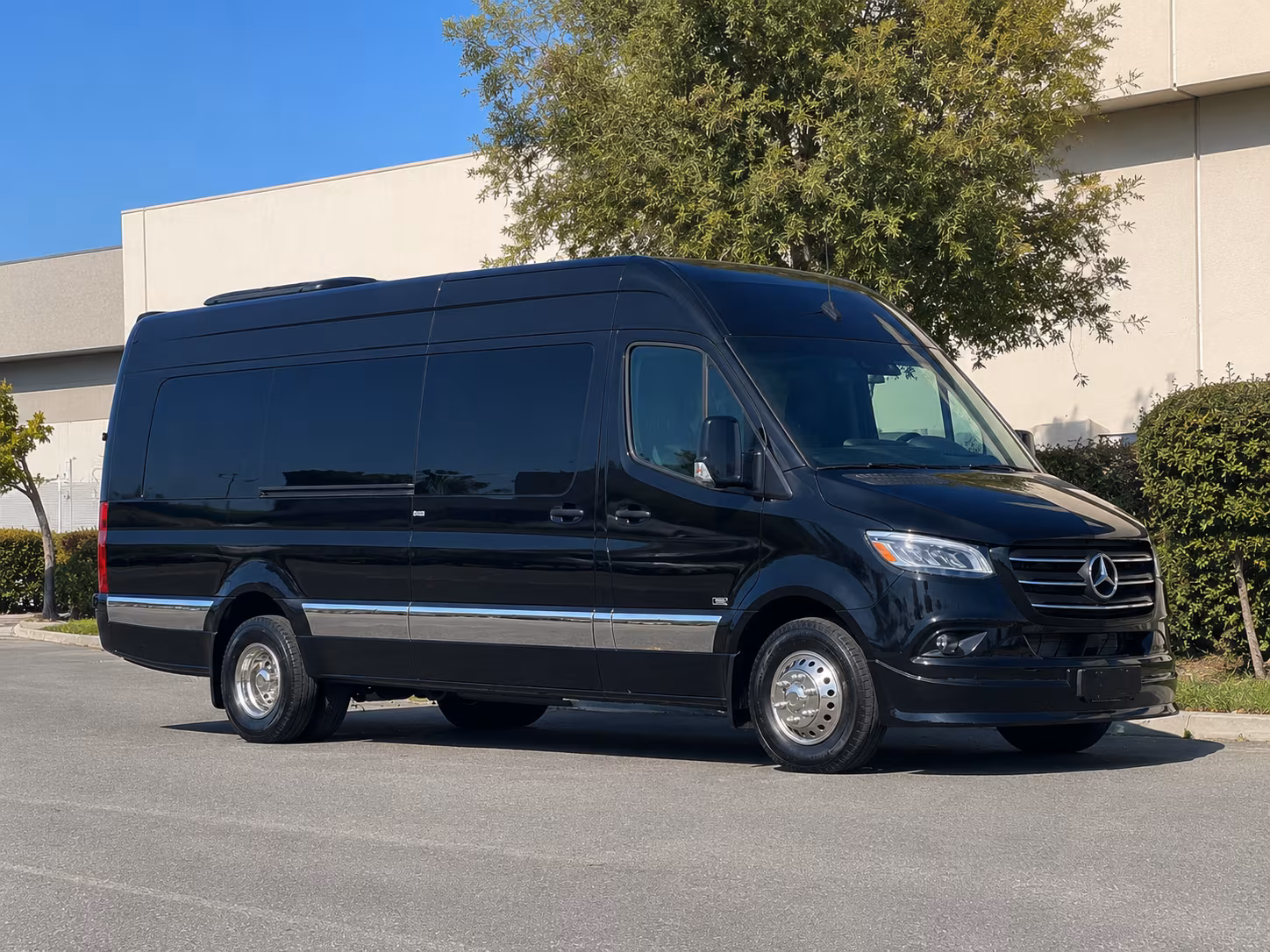 las cruces sporting event transportation onboard seating