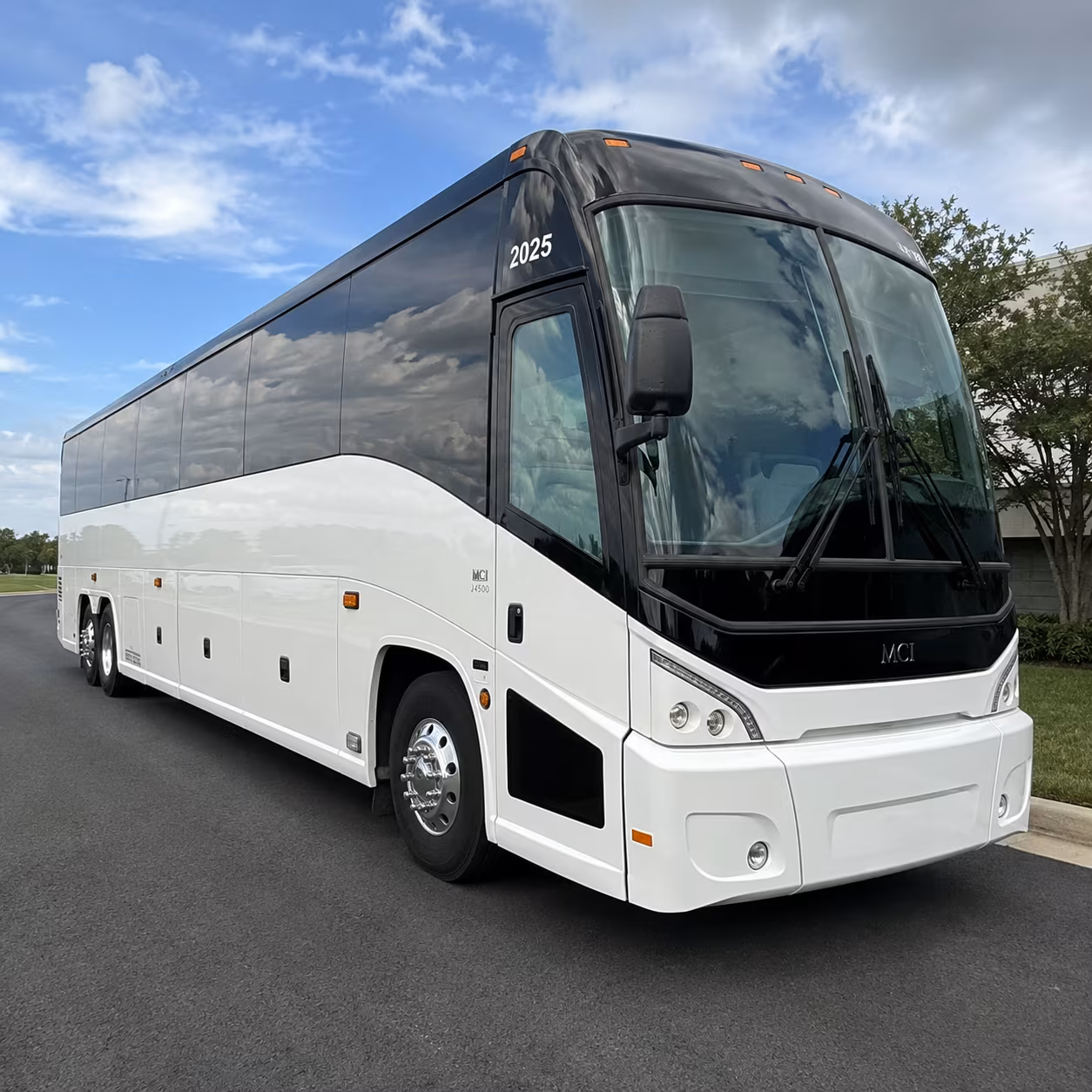long distance charter buses to albuquerque for new mexico united and unm lobos games