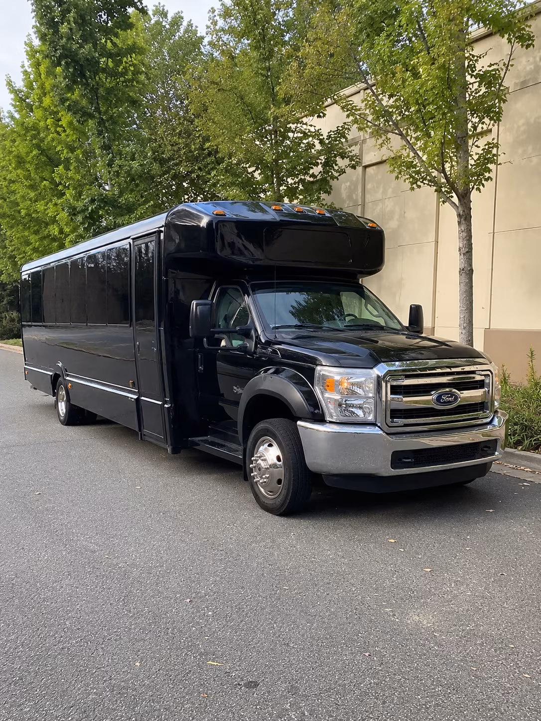 party buses for wine tours along the mesilla valley corridor